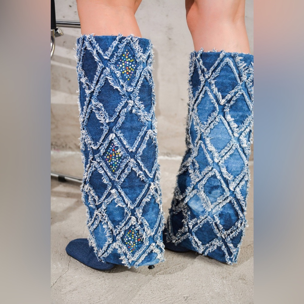 Cape Robbin Bobome Boot Denim Frayed Heeled 8